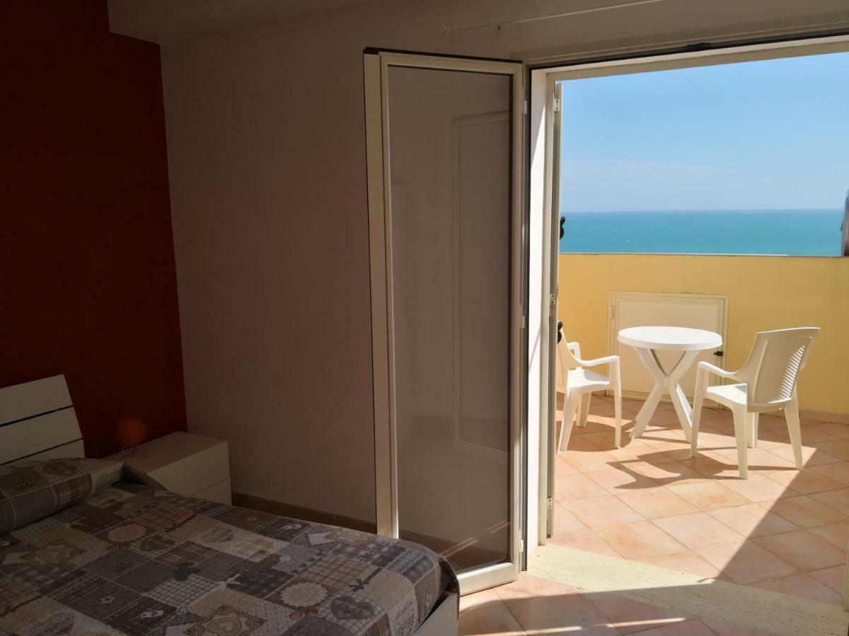 Holiday Beach Lumia Шака Екстериор снимка